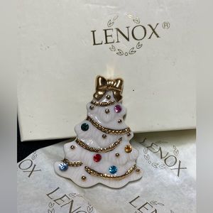 Lenox Jeweled Christmas Tree Pin